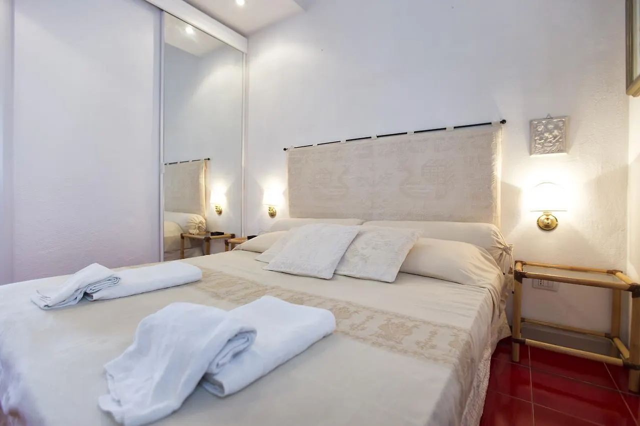 Lentischi C16 Sea View Apartment Stintino Italy